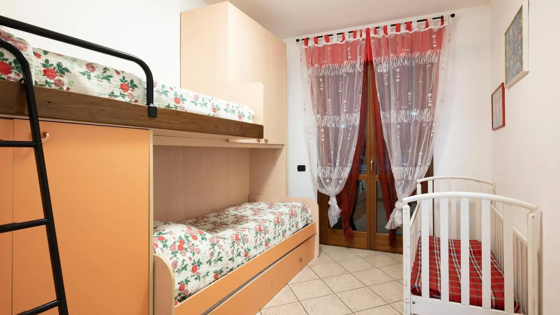 Follonica Apartments - Pool & Relax 0*,