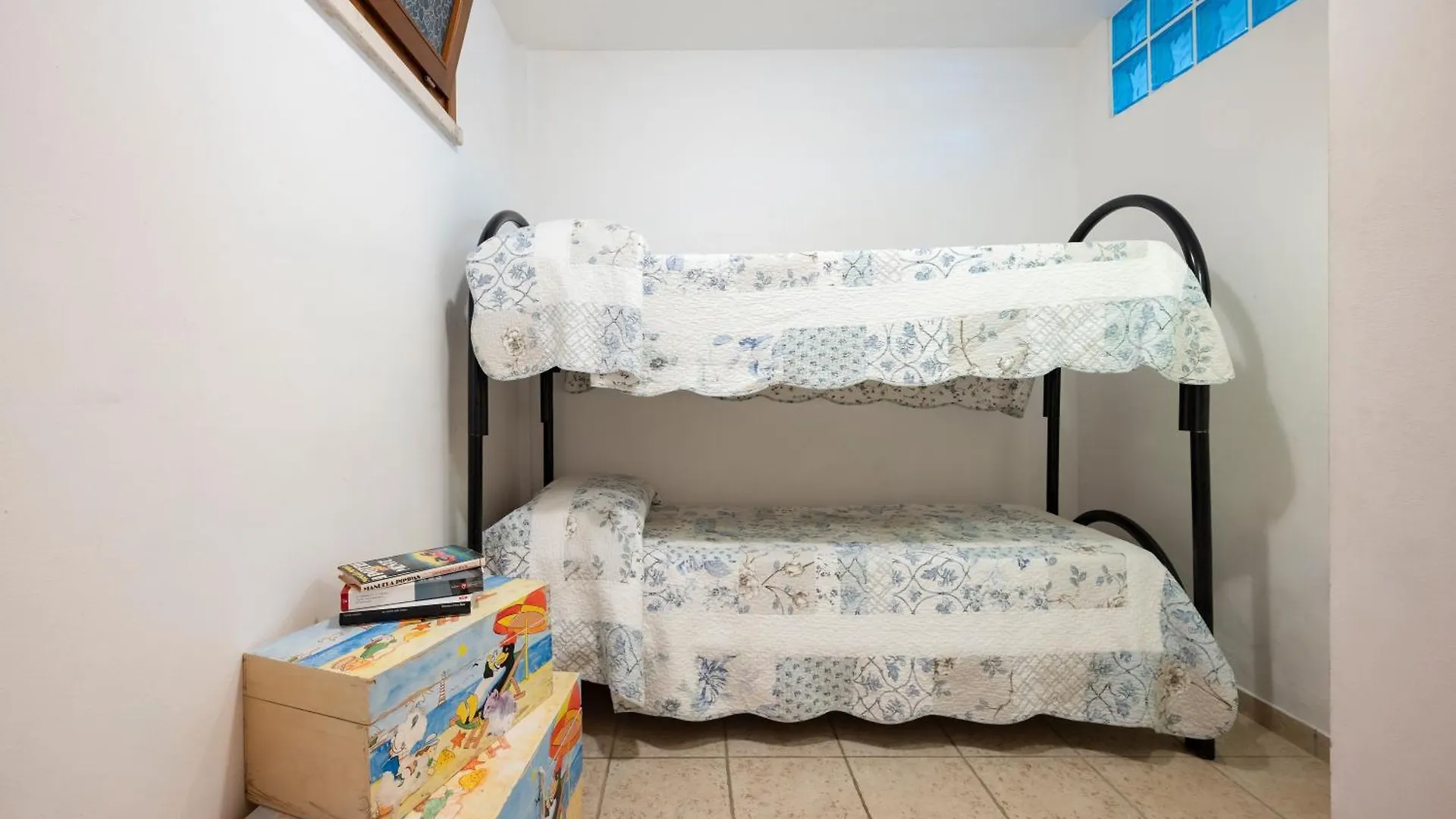 Follonica Apartments - Pool & Relax 0*,  Italia